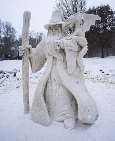 Illinois Snow Sculpting Competition 2014 Dragon Whisperer (Foto ISSC)