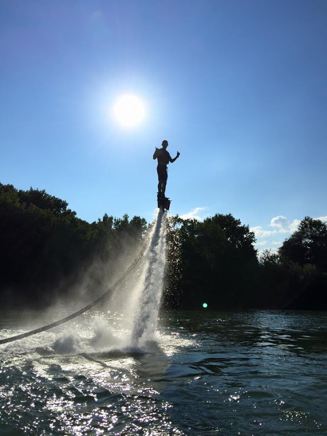 Abheben in Virginia Beach mit „Flyboarding“