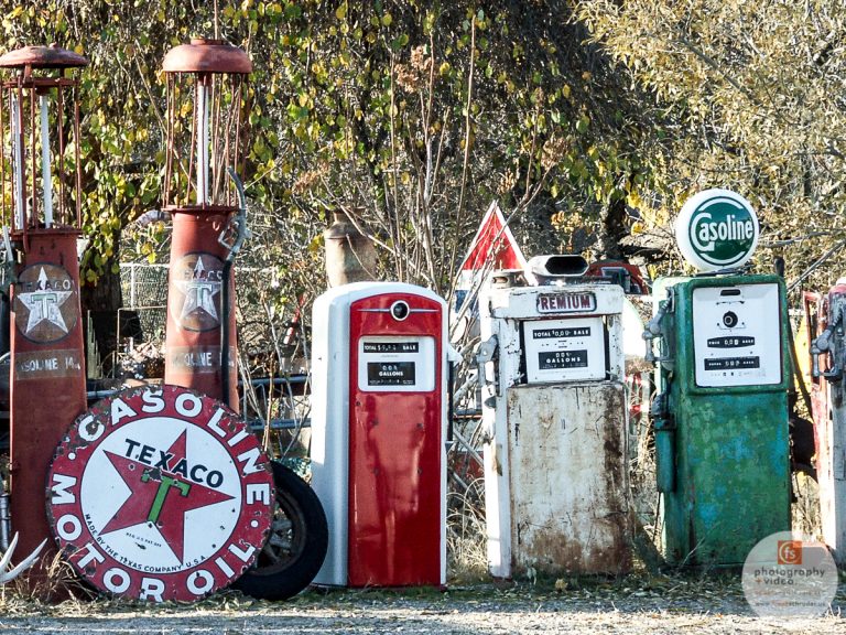Alte Zapfsäulen entlang der Route 66 in Arizona.