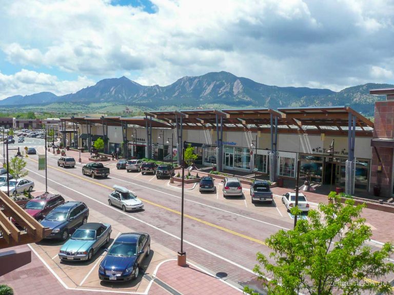 Modernes Shopping in der 29th Street Mall