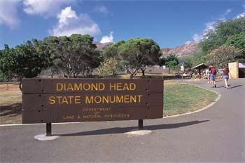 Diamond Head State Monument, Oahu, Hawaii (photo: Hawaii Tourism Japan)