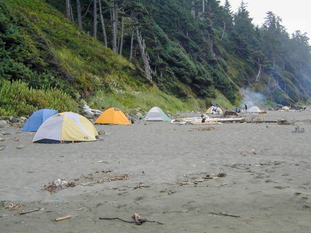 Beach Camping (an einem Wochenene) im Olympic Nationalpark, Washington, USA (photo: NPS)