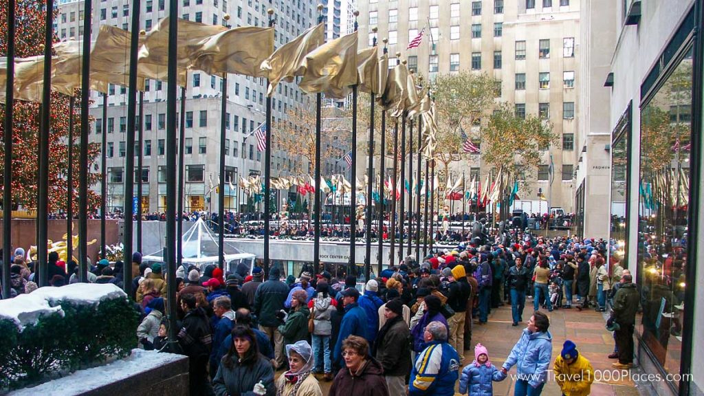 Rockefeller Center, NYC: Alljährlich findet hier die feierliche Erleuchtungszeremonie des Weihnachtsbaumes statt.