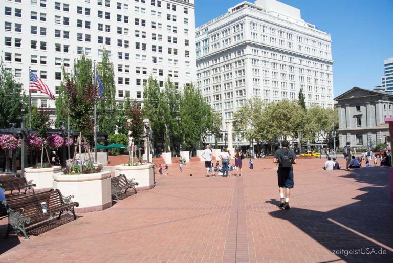 Simon and Helen Director Park, Downtown Portland, Oregon